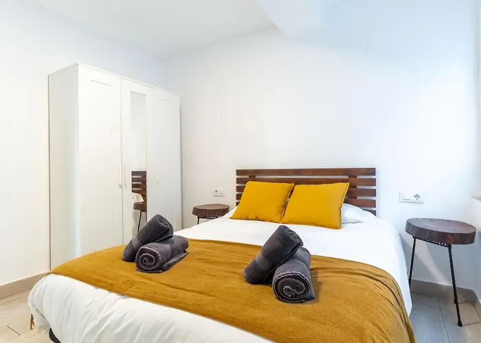 Apartamento Torre Cervantes, Moderno, Luminoso, A 5 Min De La Playa